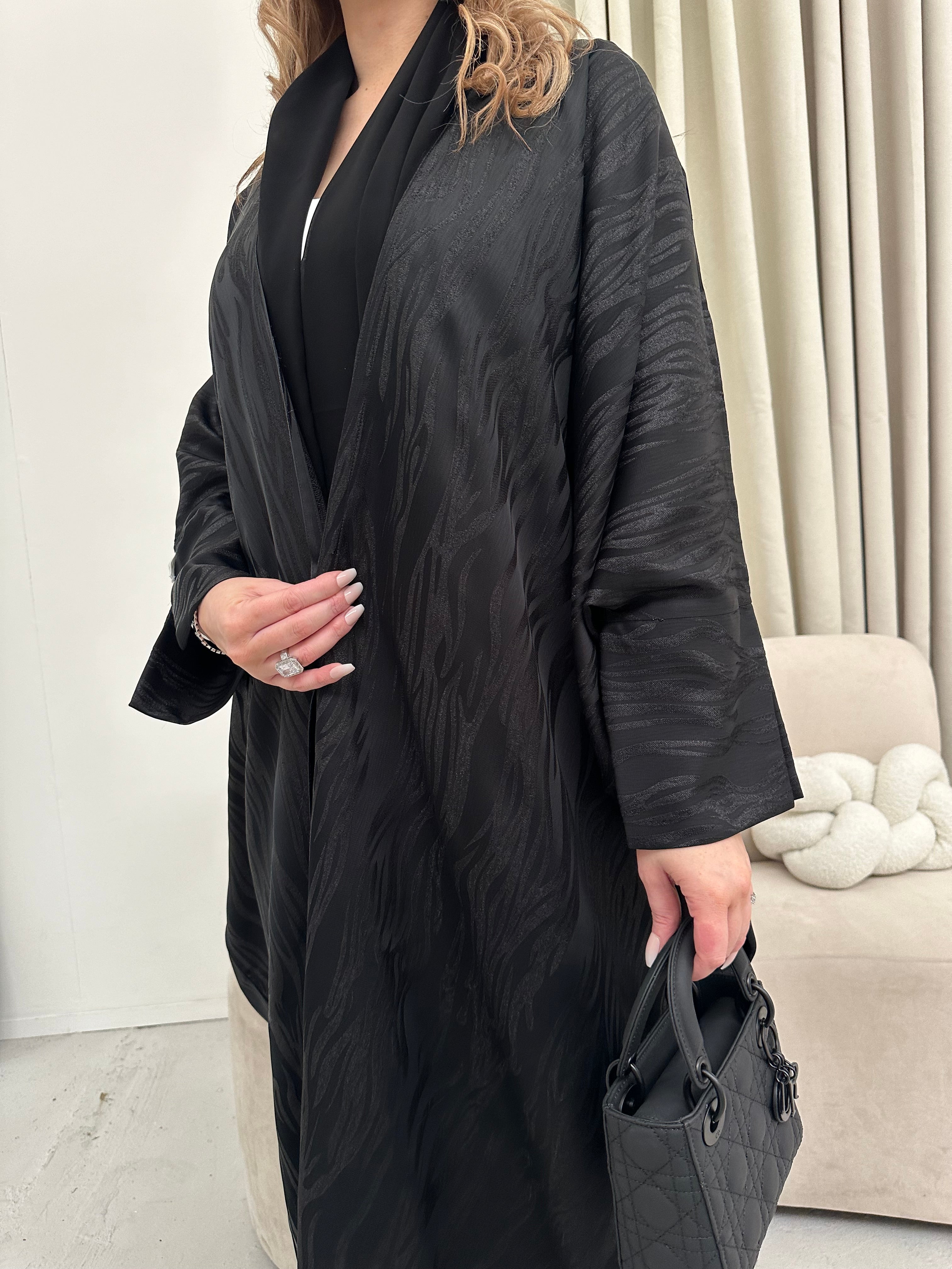 Luxurious Black Open Abaya