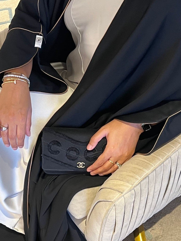 Al Ablaj Collection