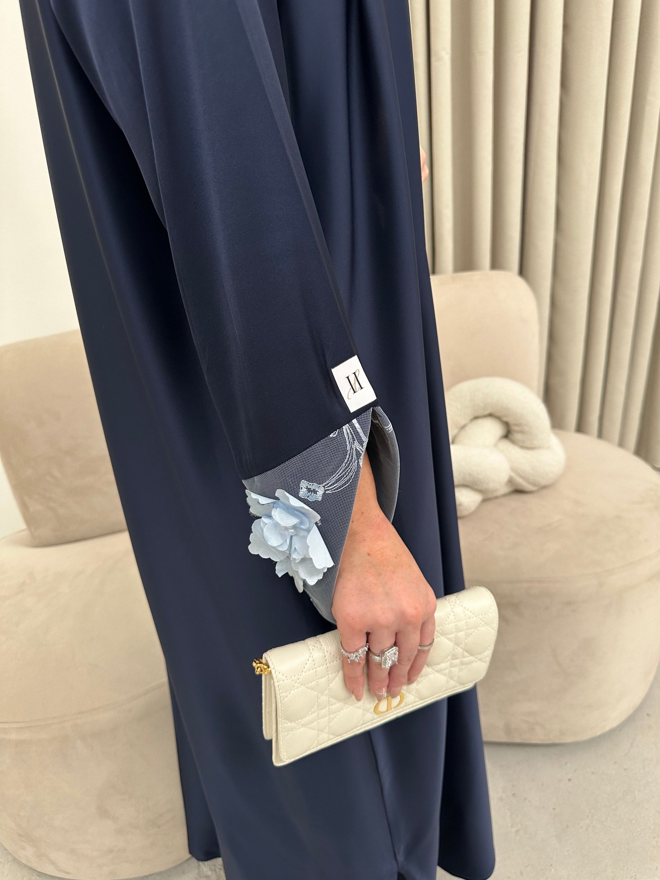Al Naaji Collection